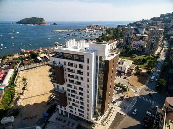 Seabreeze Apartments 부드바 외부 사진