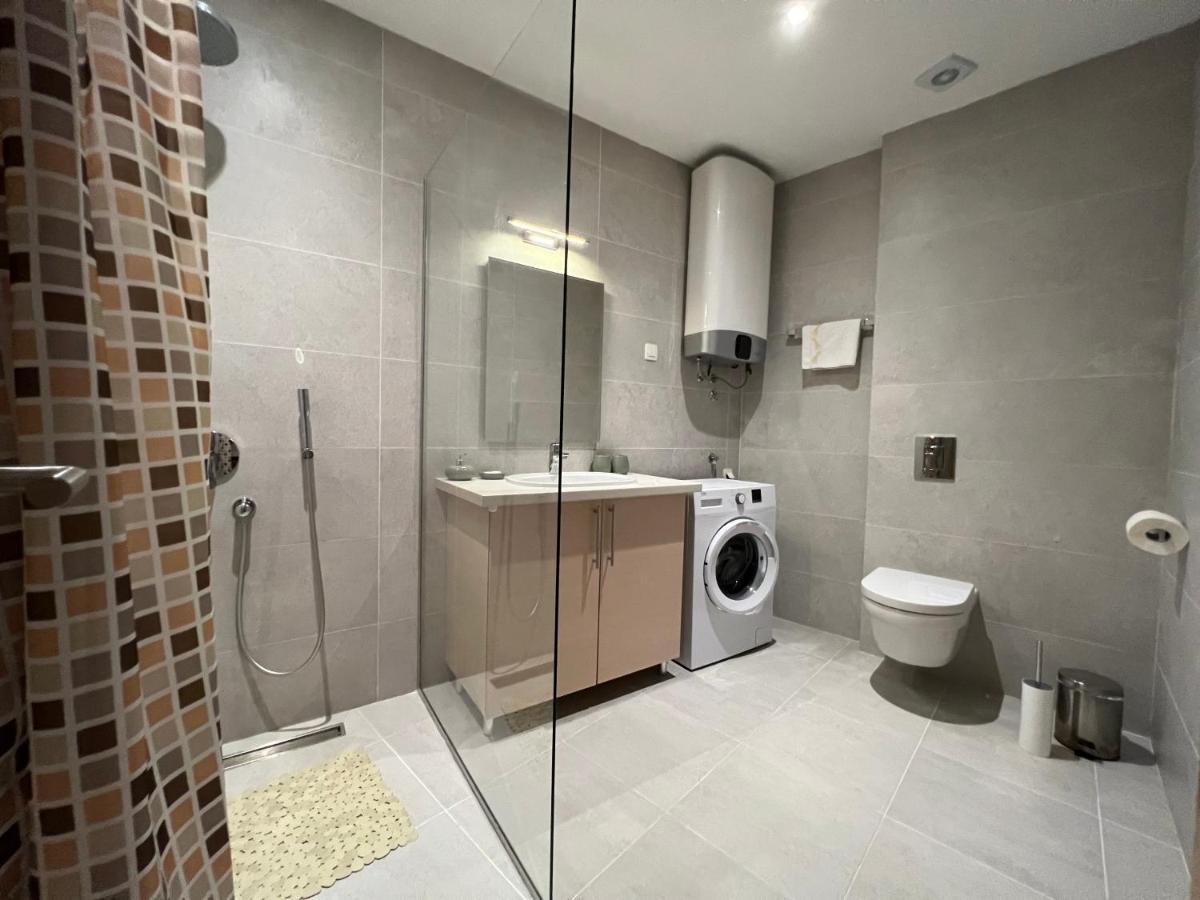 Seabreeze Apartments 부드바 외부 사진