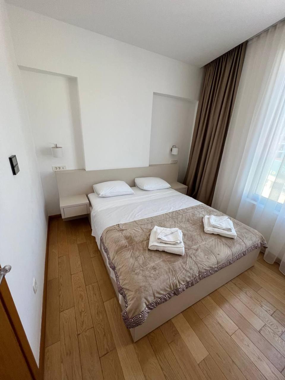 Seabreeze Apartments 부드바 외부 사진